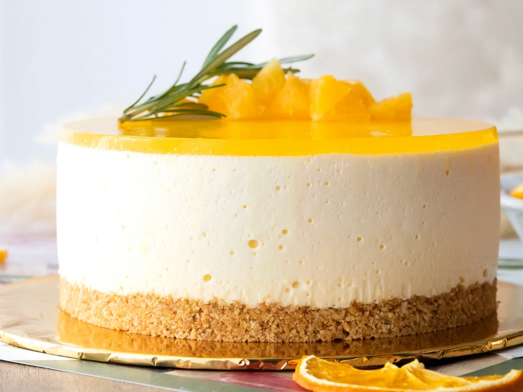 Tantalise your taste buds with our Gin & Tonic cheesecake